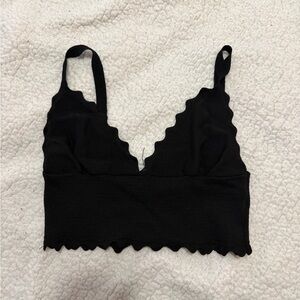 Zara Black Scallop-Edge V-Neck Crop Camisole
